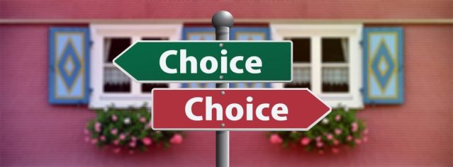 「Choice」と書かれた標識の画像